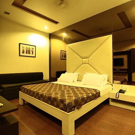 Hotel Harmony Аджмер Экстерьер фото