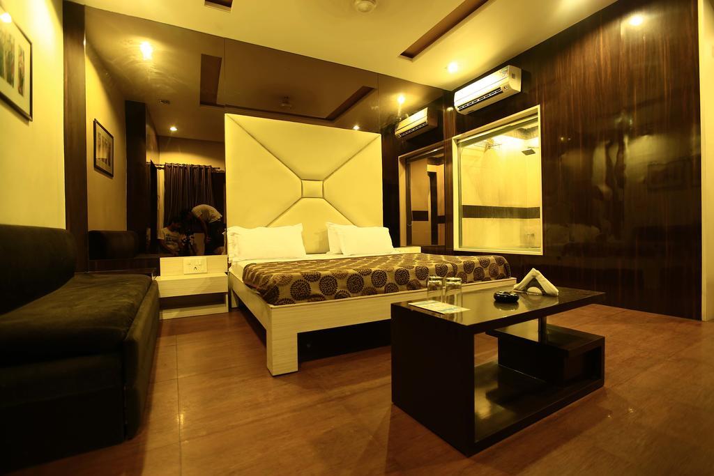 Hotel Harmony Аджмер Экстерьер фото
