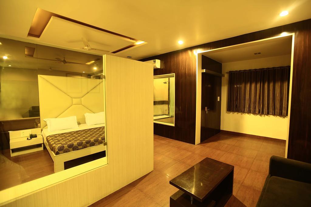 Hotel Harmony Аджмер Экстерьер фото